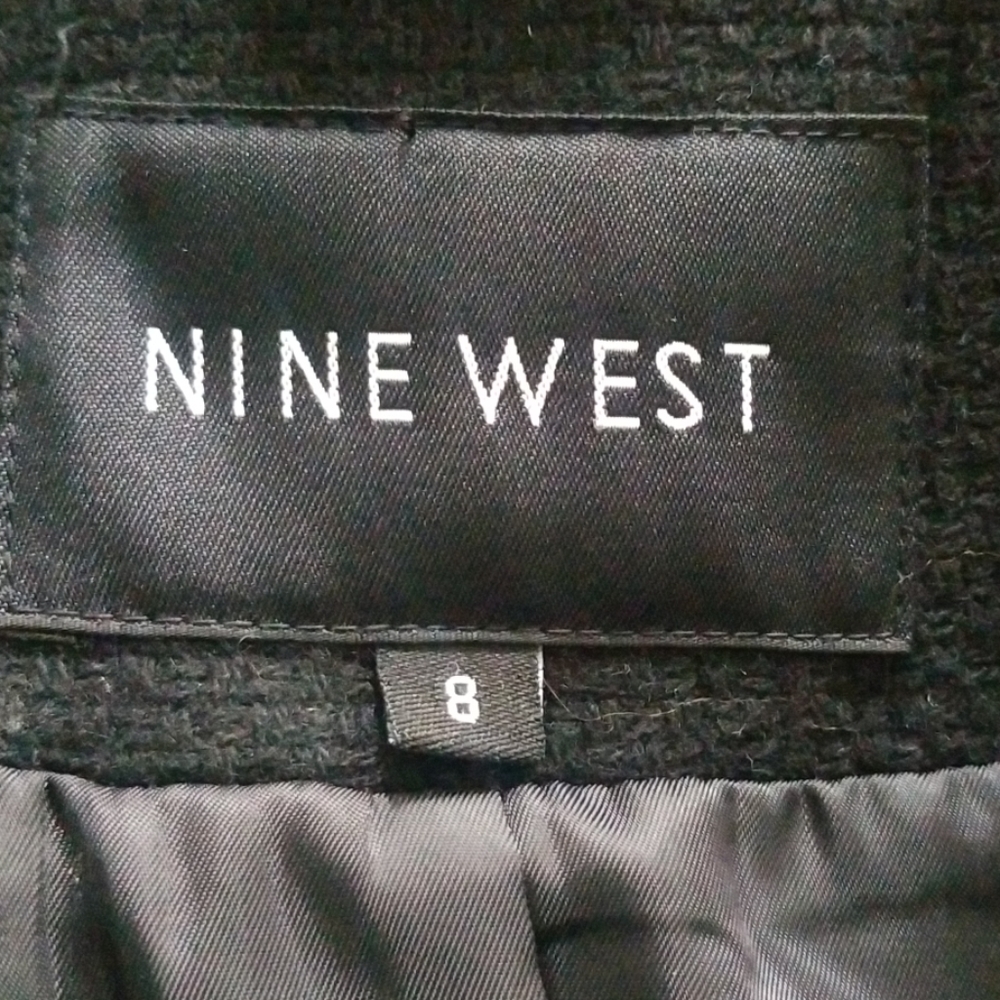 Coat - Picture 6 of 8